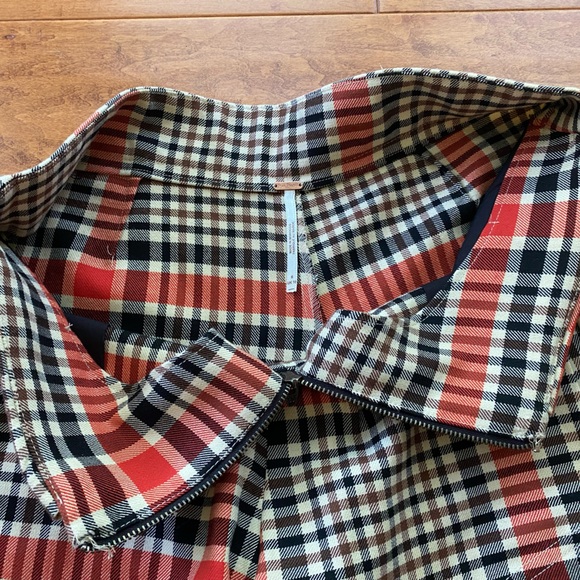 Free people plaid front zip shorts - Picture 3 of 6
